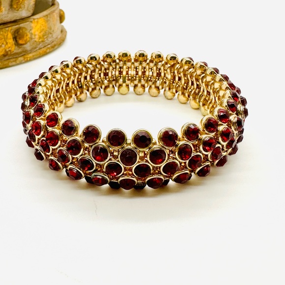 Modern Vintage Red Rhinestone Bracelet - Picture 16 of 16